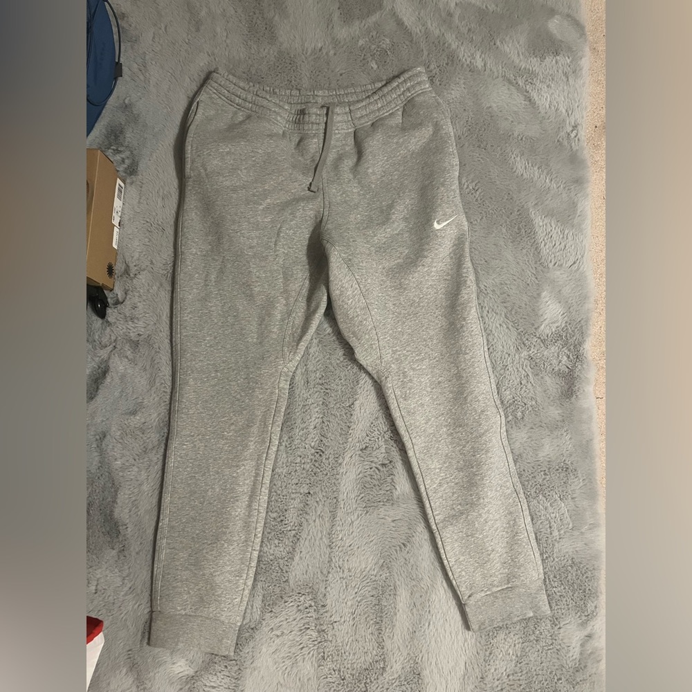 Grey nike sweatpants